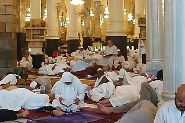 BEGINIKAH CARA KITA BERAGAMA? MEMPERTAHANKAN I’TIKAF DAN MENGHAPUS PRASANGKA BURUK